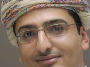 كاتب عُماني مسجون في أبوظبي ويتعرض للتعذيب في أسوأ المعتقلات