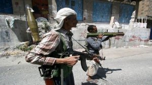 &quot;القاعدة&quot; تحتجز 40 جنديا يمنيا في حضرموت