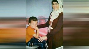 22 أمّاً يقبعن في السجون .. الاحتلال يحرم 79 ابناً وابنة من أمّهاتهم المعتقلات