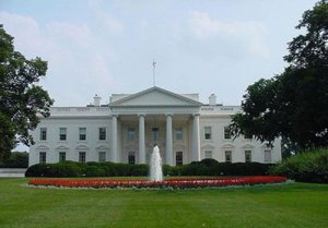 البيت الأبيض: واشنطن ستقدم مساعدة &quot;لوجستية ومخابراتية&quot; في عملية اليمن
