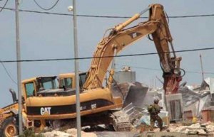 جرافات الاحتلال تهدم 20 منزلًا فلسطينيًا شرقي القدس