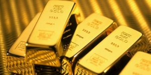 الذهب يهبط مع ارتفاع الأسهم والدولار