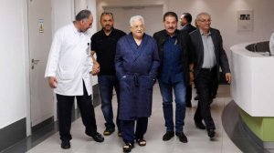 الرجوب: لا خطر على صحة الرئيس عباس