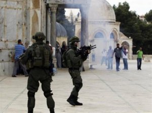 مصر تطالب &quot;إسرائيل&quot; بوقف فوري للعنف في محيط المسجد الأقصى